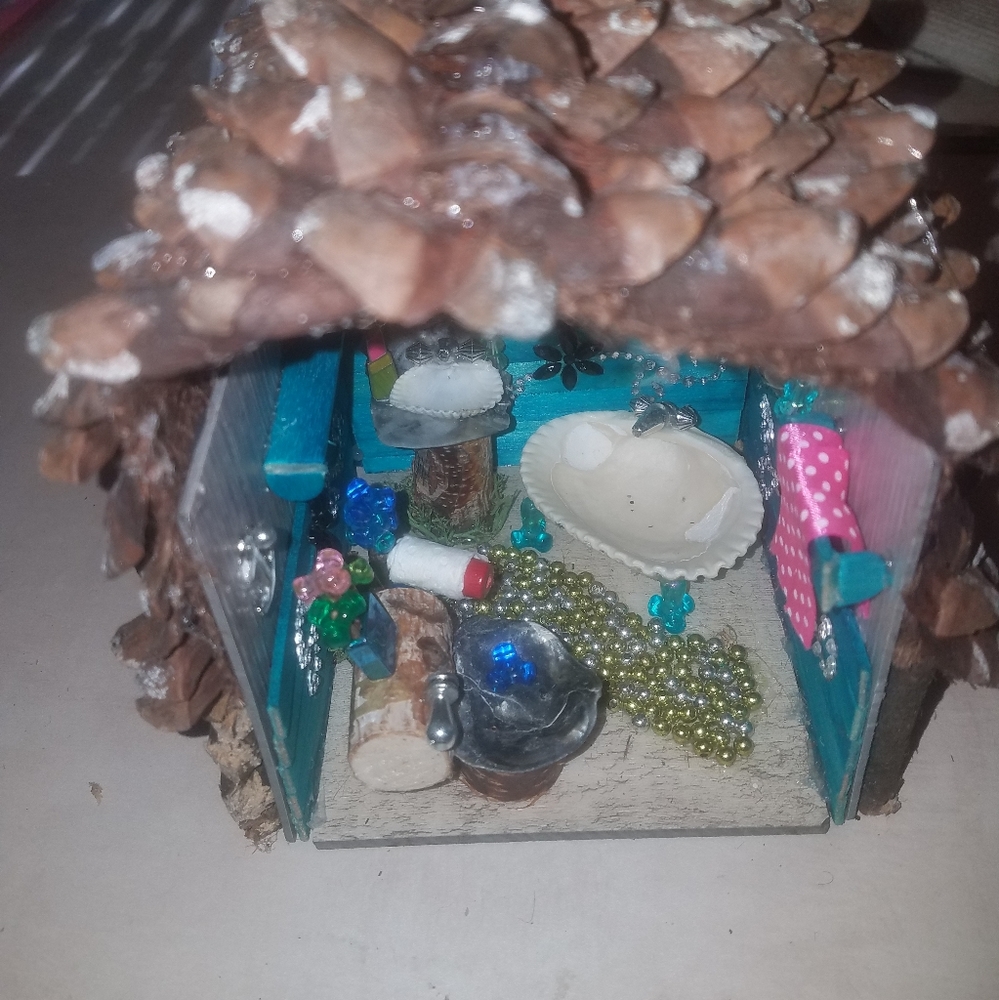 Fairy bathroom